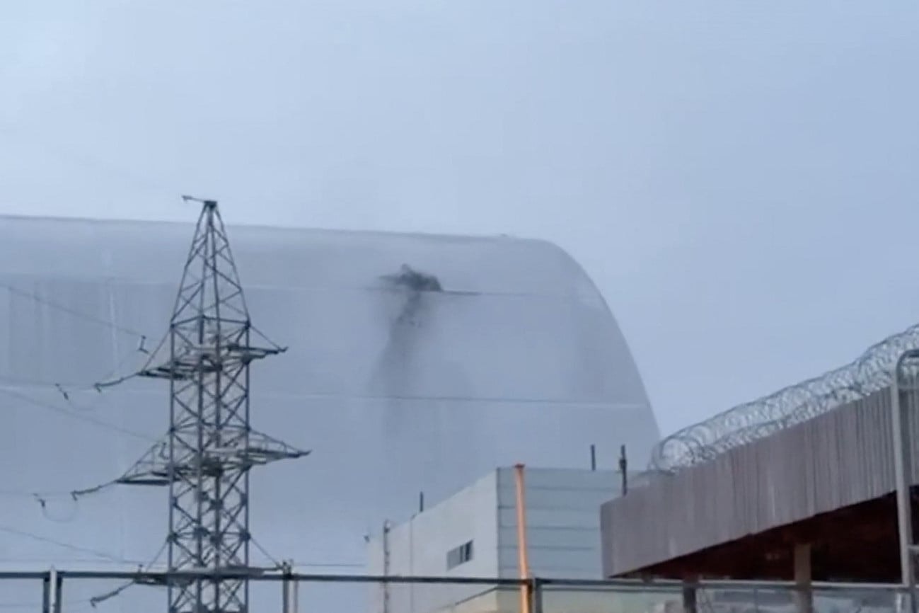 Mi lehet a következménye a sérült csernobili atomerőmű szarkofágjának?