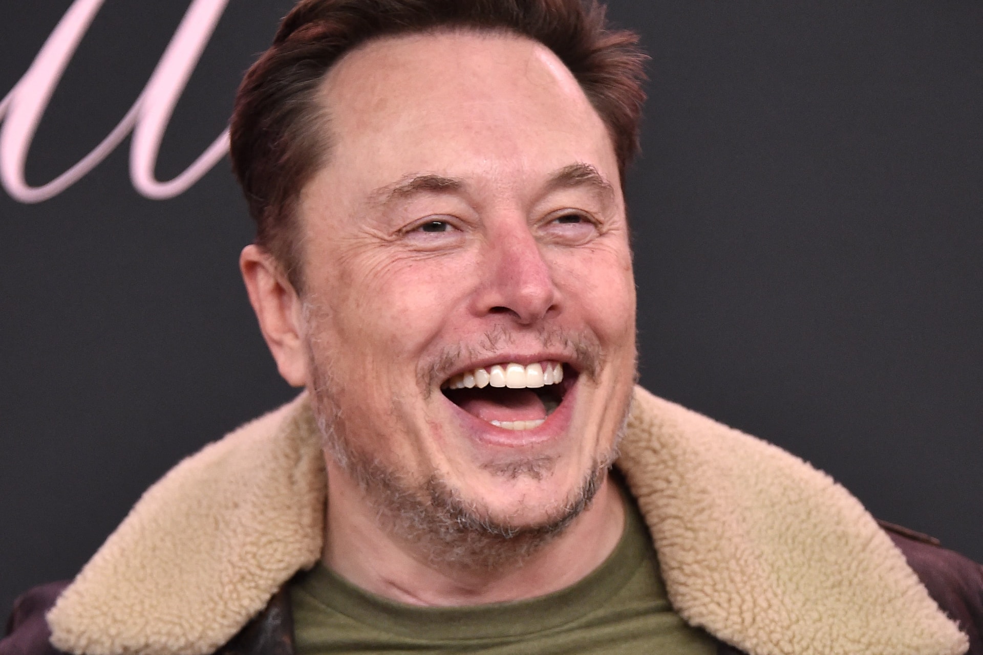 Elon Musk megígérte, hogy robothadsereget hoz létre