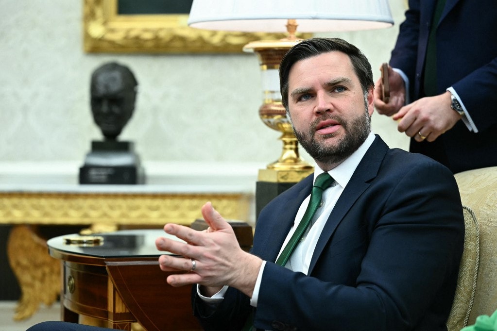Nagy veszélyben az európai demokrácia