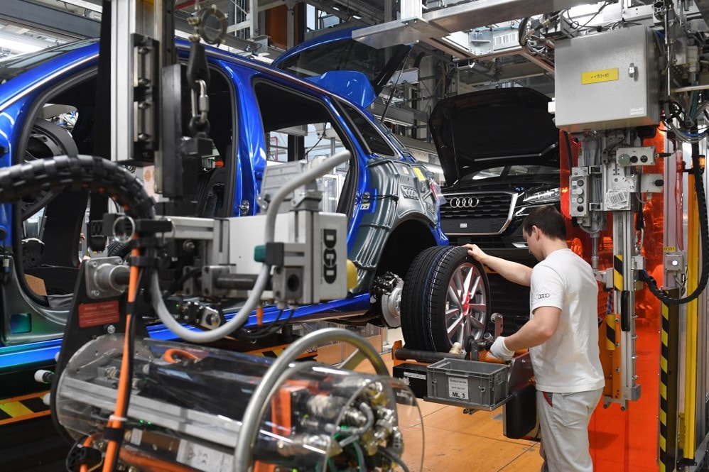 Az Audi 7500 munkahelyet szüntet meg