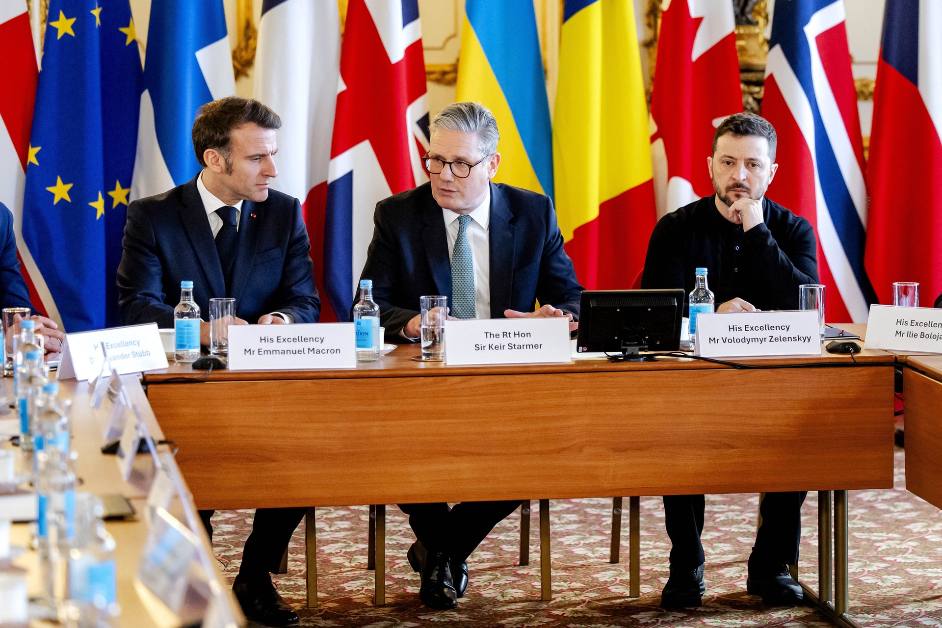 Starmer és Macron készen áll arra, hogy Washingtonba menjen Zelenszkijjel