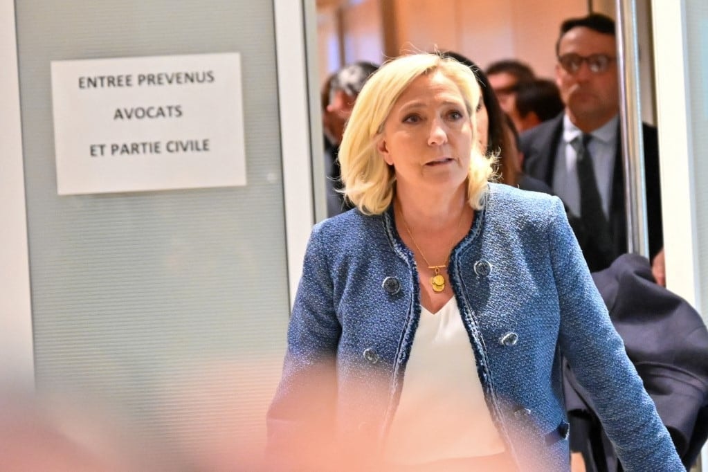 Bizalmatlansági szavazást indítványoztak a francia kormány ellen