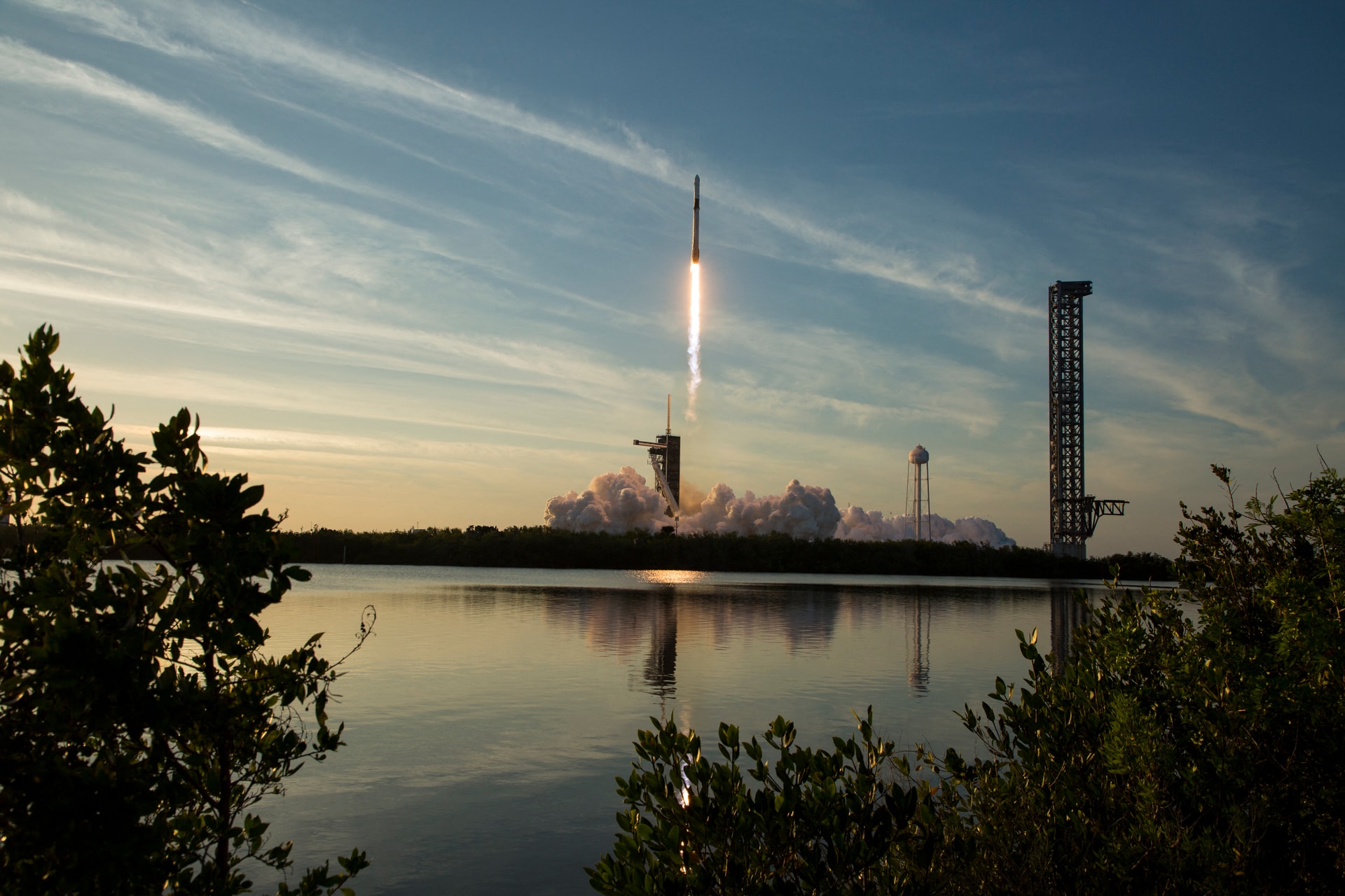 Útnak indult a SpaceX és a NASA Crew-10 missziója