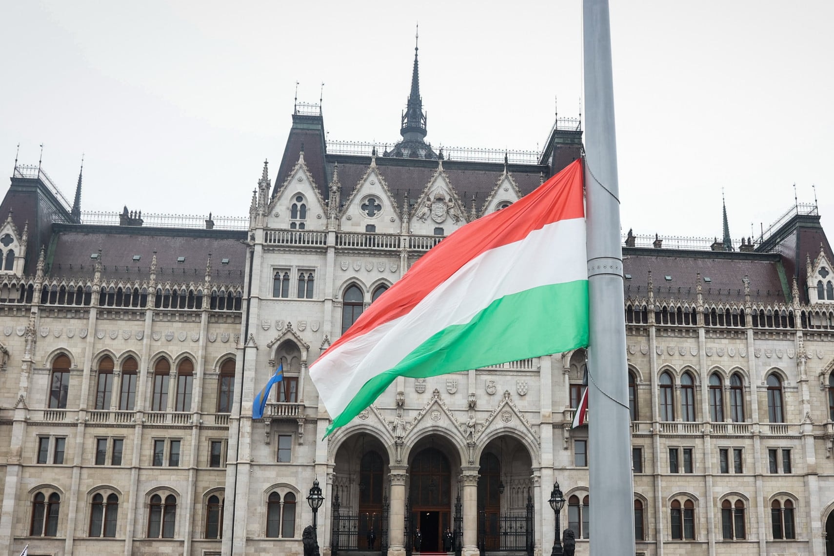 Alakuló ülését tartja az Országgyűlés