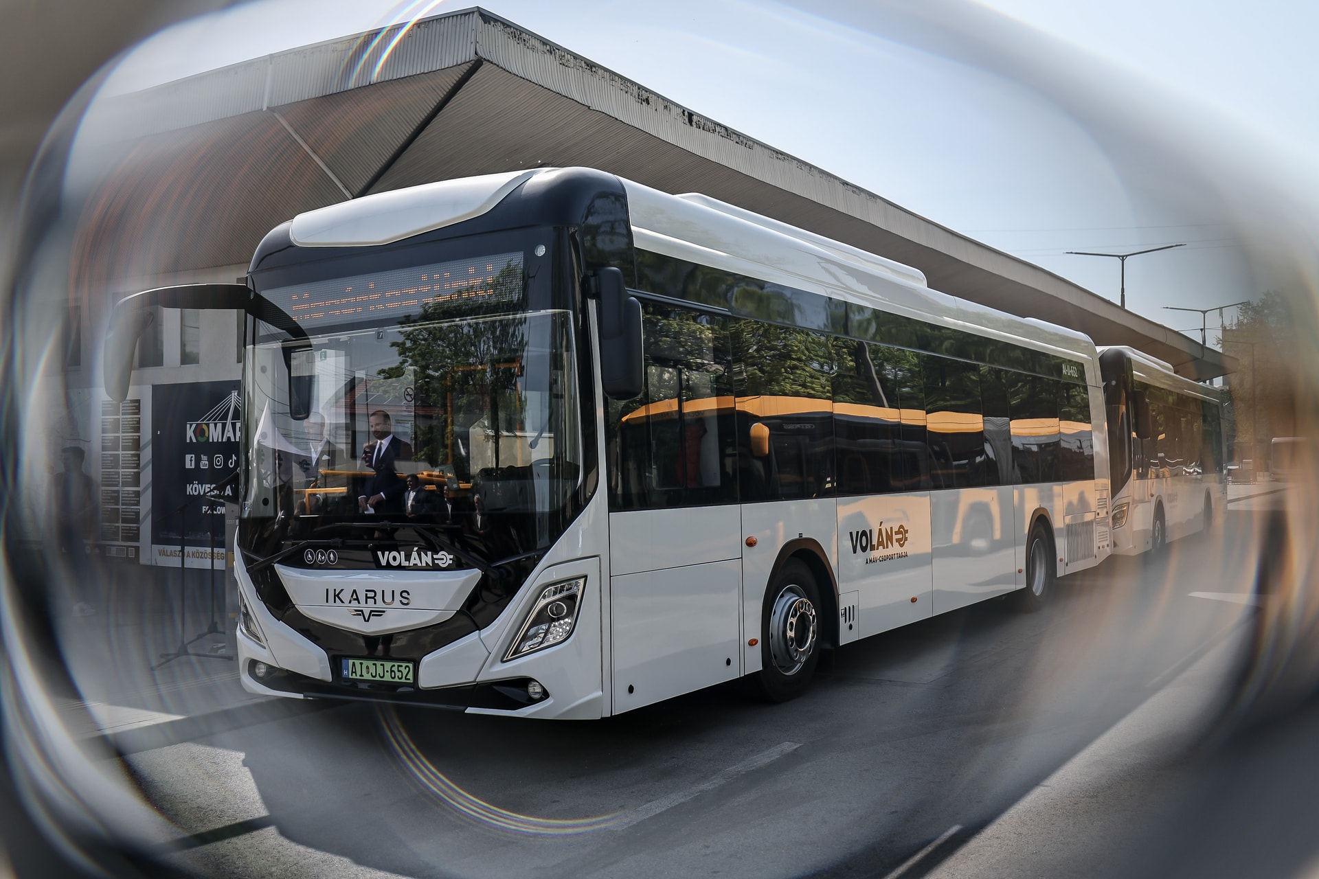 Két vadonatúj elektromos Ikarus autóbusz állt forgalomba Komáromban + GALÉRIA