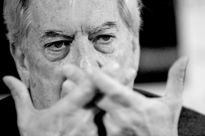 Gyász: elhunyt az irodalmi Nobel-díjas perui–spanyol író