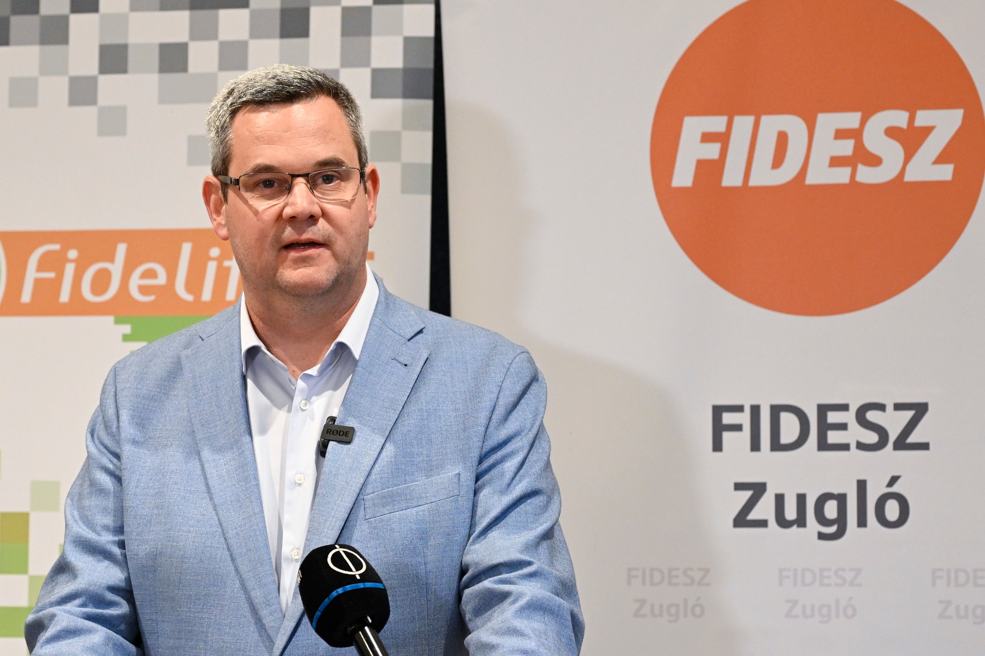 Manfred Weber megrendelésére született eredmény