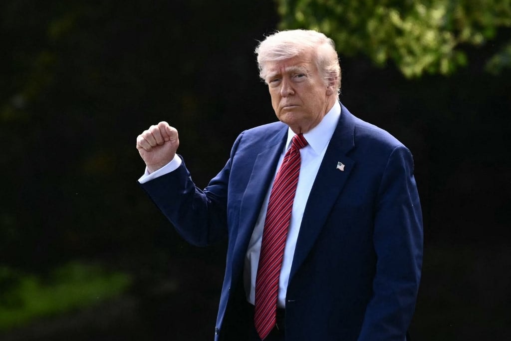 Megfenyegette Donald Trump az Apple-t