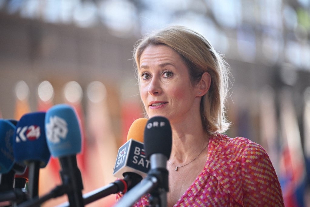 Az EU megkezdte a koszovói szankciók feloldását