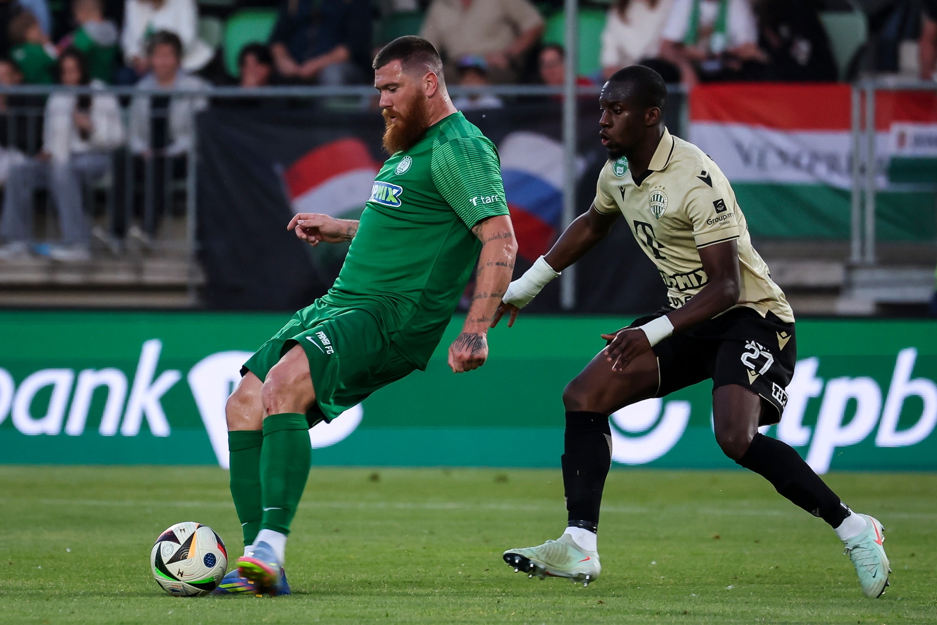 A Pakson győztes Ferencváros és a Puskás Akadémia között dől el az arany