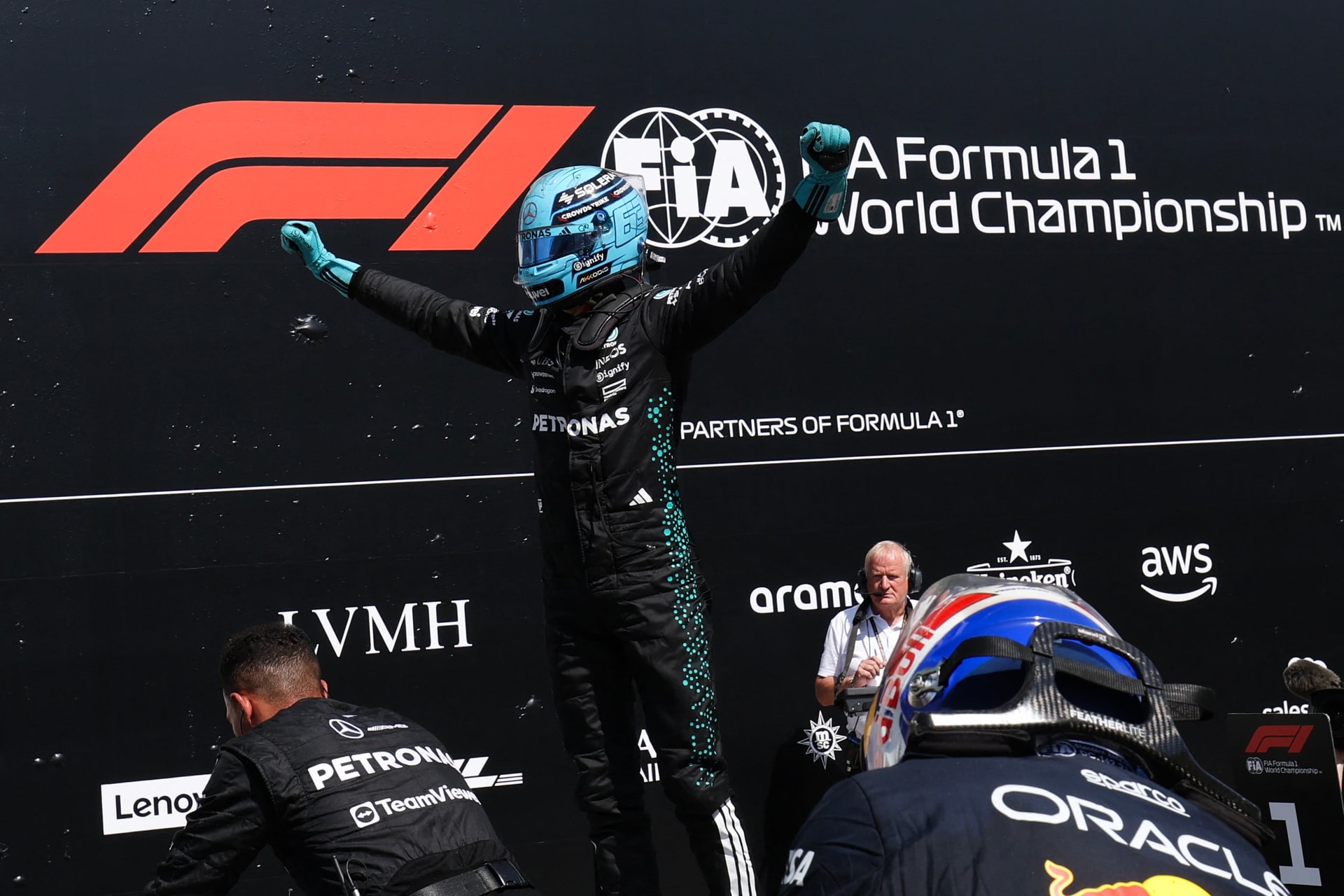 Hiába óvott a Red Bull