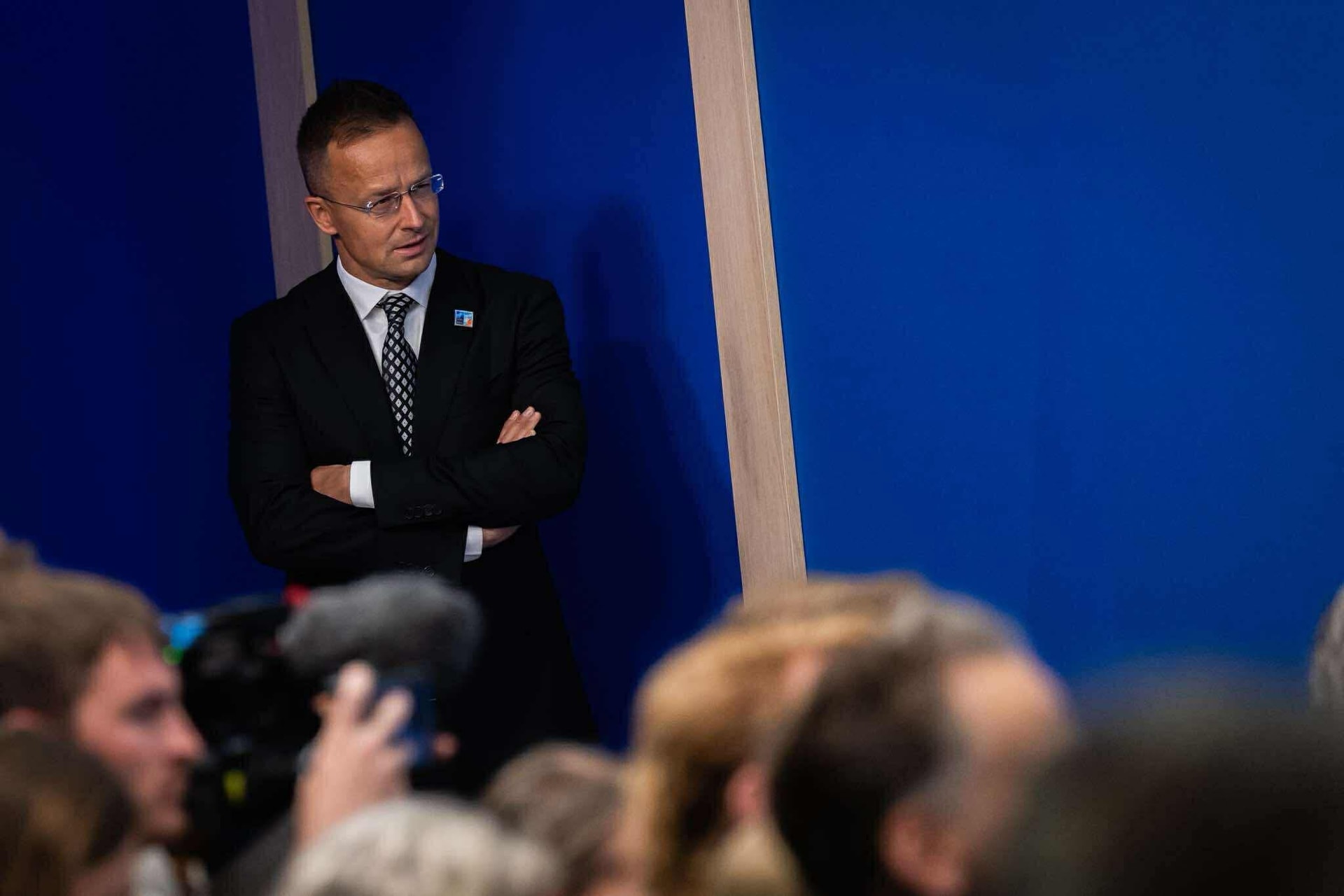 Szijjártó Péter felszólította a külföldi kormányokat