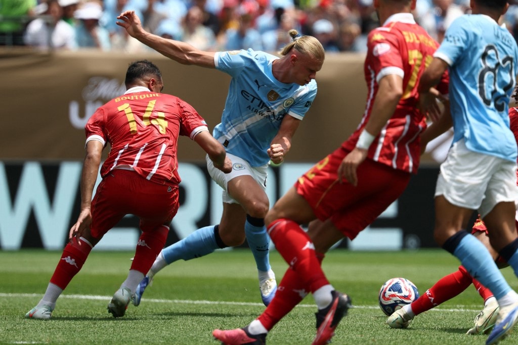 Simán győzött a címvédő Manchester City