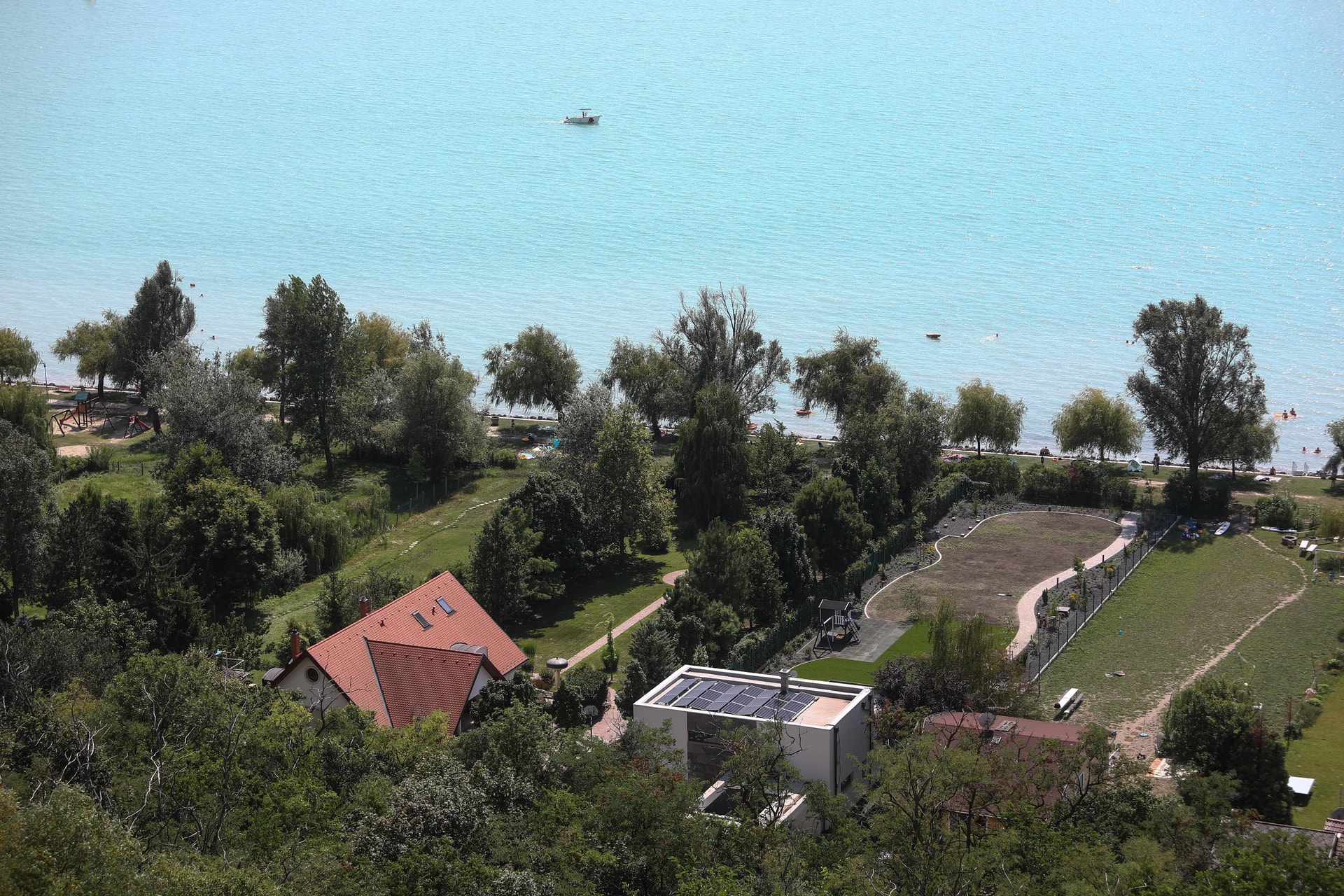Fellendülhet a Balaton