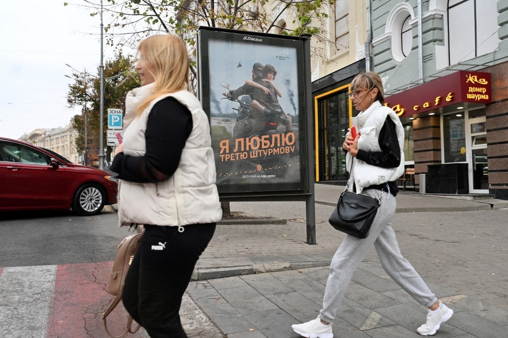Berendelték az ukrán nagykövetet egy magyar férfi agyonverése miatt