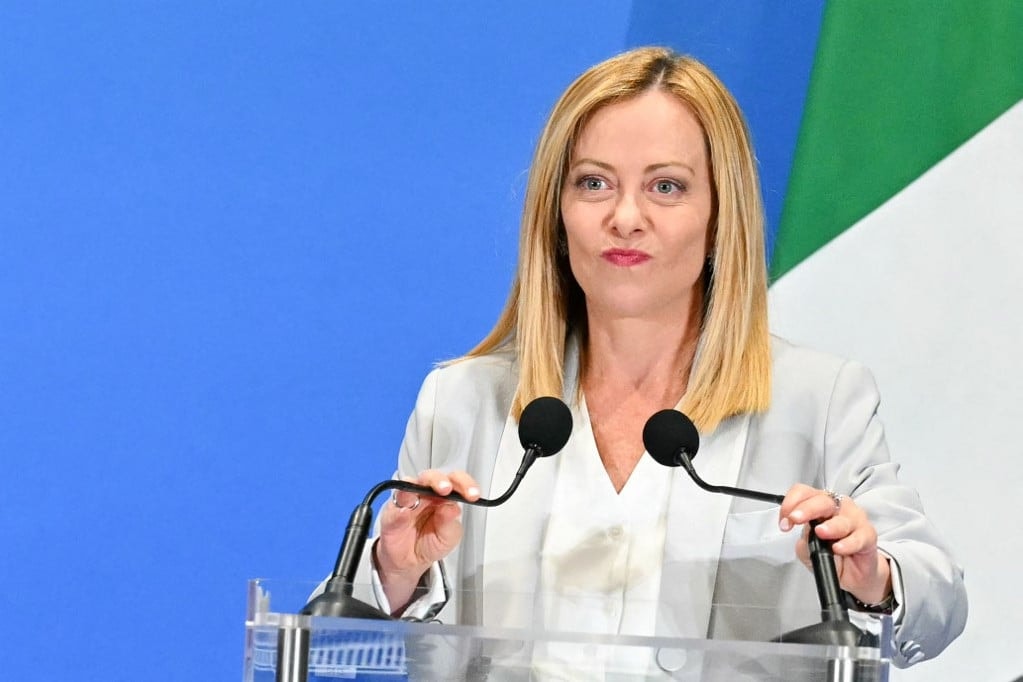 Meloni miatt rémüldöznek a britek