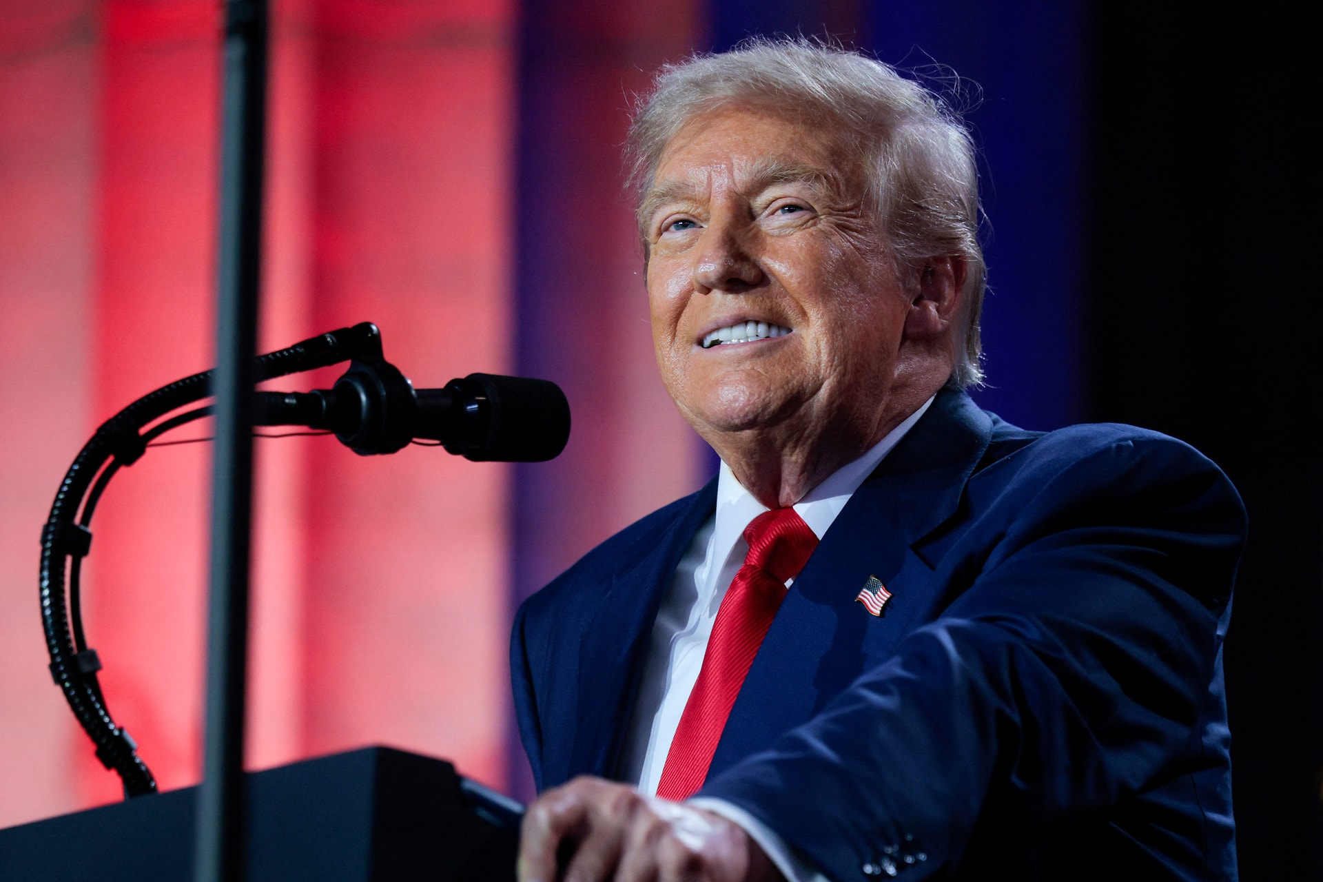 Donald Trump ultimátuma: drasztikus árcsökkentést követel az amerikai gyógyszergyártóktól