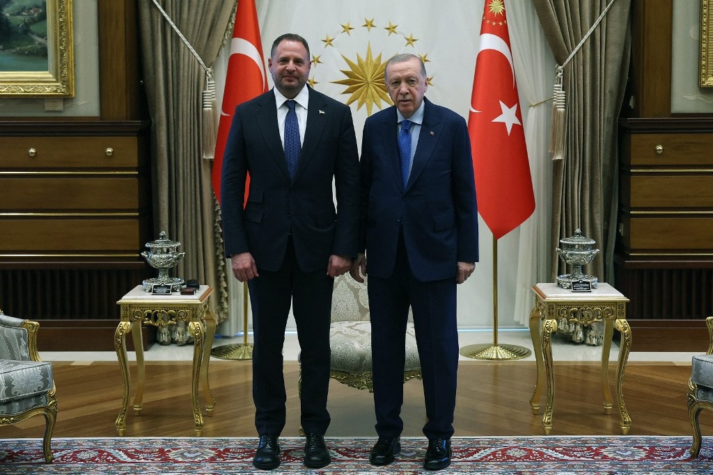 Erdogan és Jermak Ankarában egyeztetett