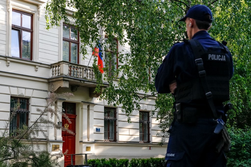 Oroszország bezáratja a lengyel főkonzulátust