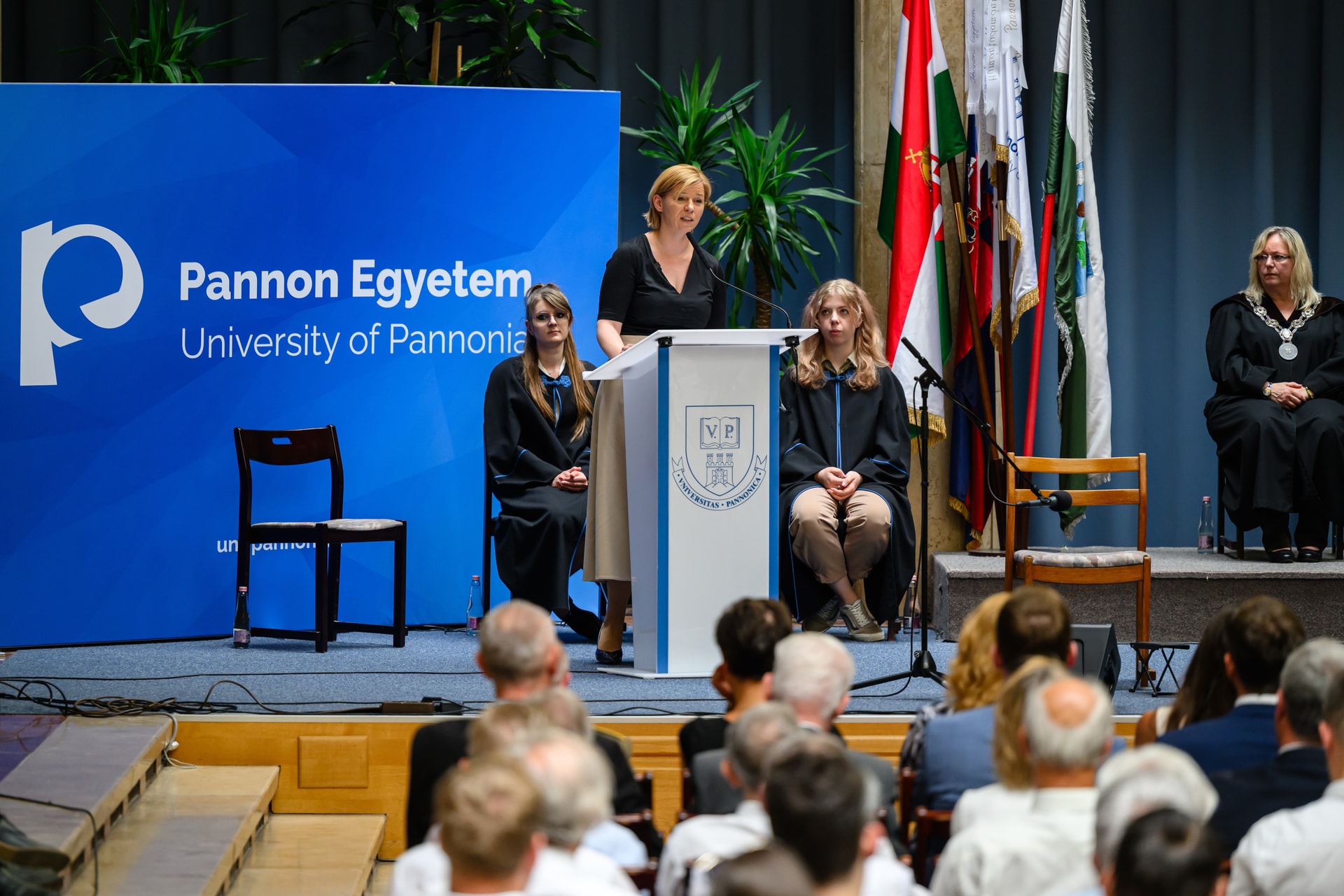 „Helyzetbe hoztuk a magyar fiatalokat”