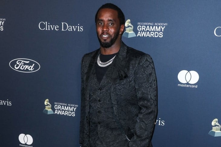 P. Diddy azt állítja, kukacos, romlott étellel etetik a börtönben