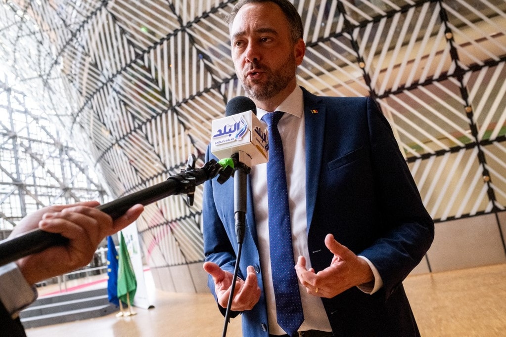 Kudarcot vallott a diplomácia