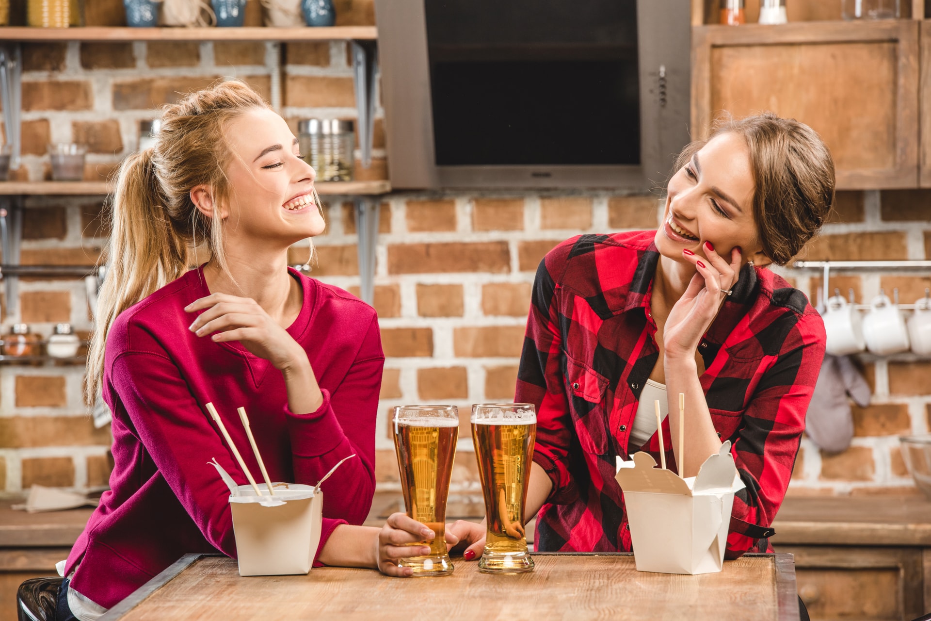 Döbbenetesen másképp hat az alkohol a nőkre, mint a férfiakra