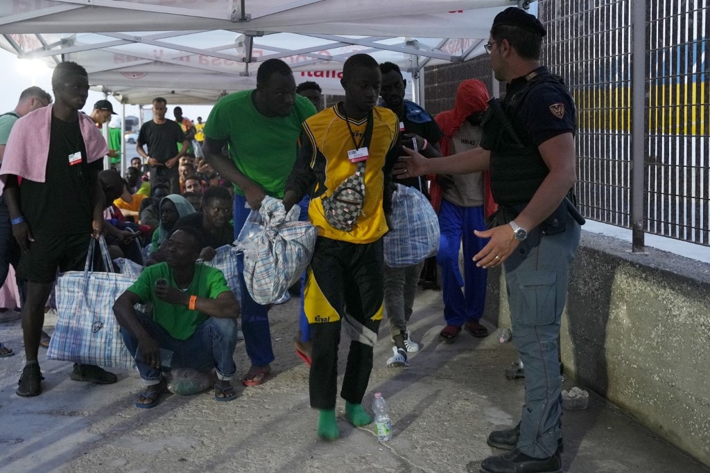 Magyar nőket erőszakoltak meg az illegális migránsok Olaszországban