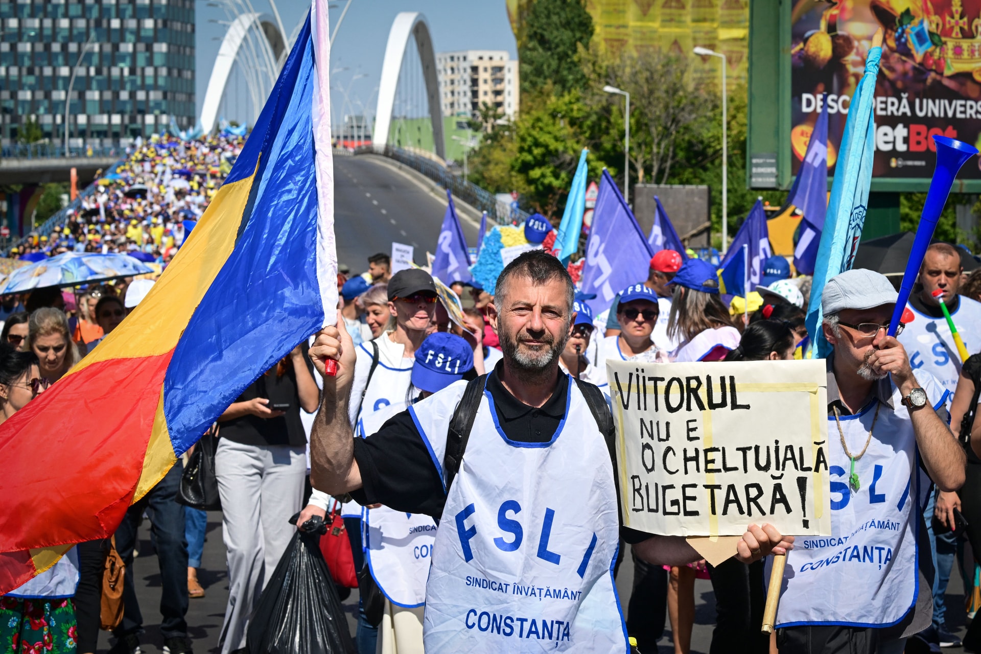 A tömeges leépítések ellen tüntettek Romániában