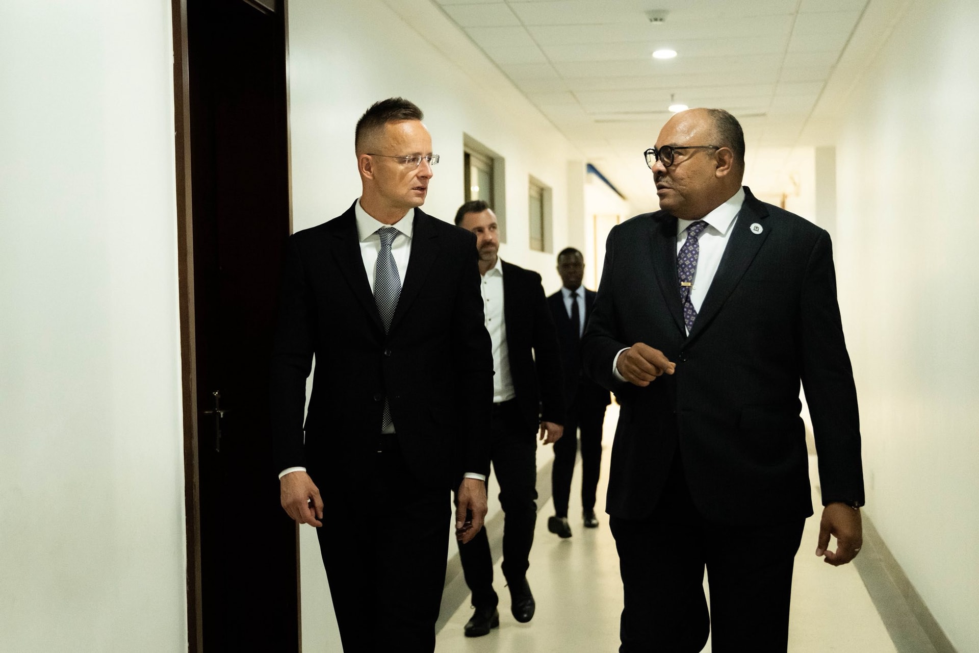 Magyar vállalatok látnak majd el negyedmillió embert ivóvízzel