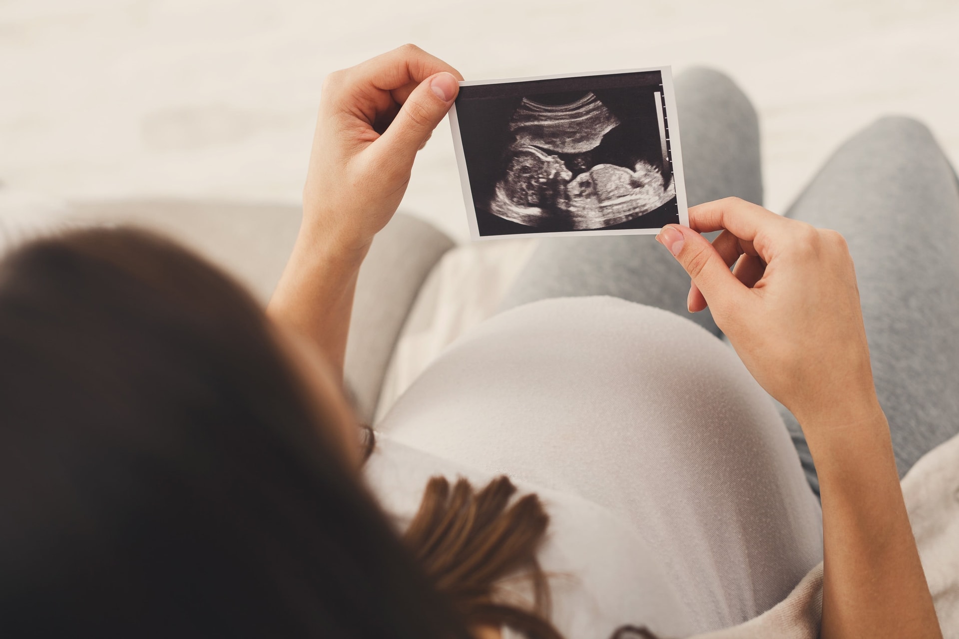Anyánk kórokozói befolyásolhatták az agyunk fejlődését