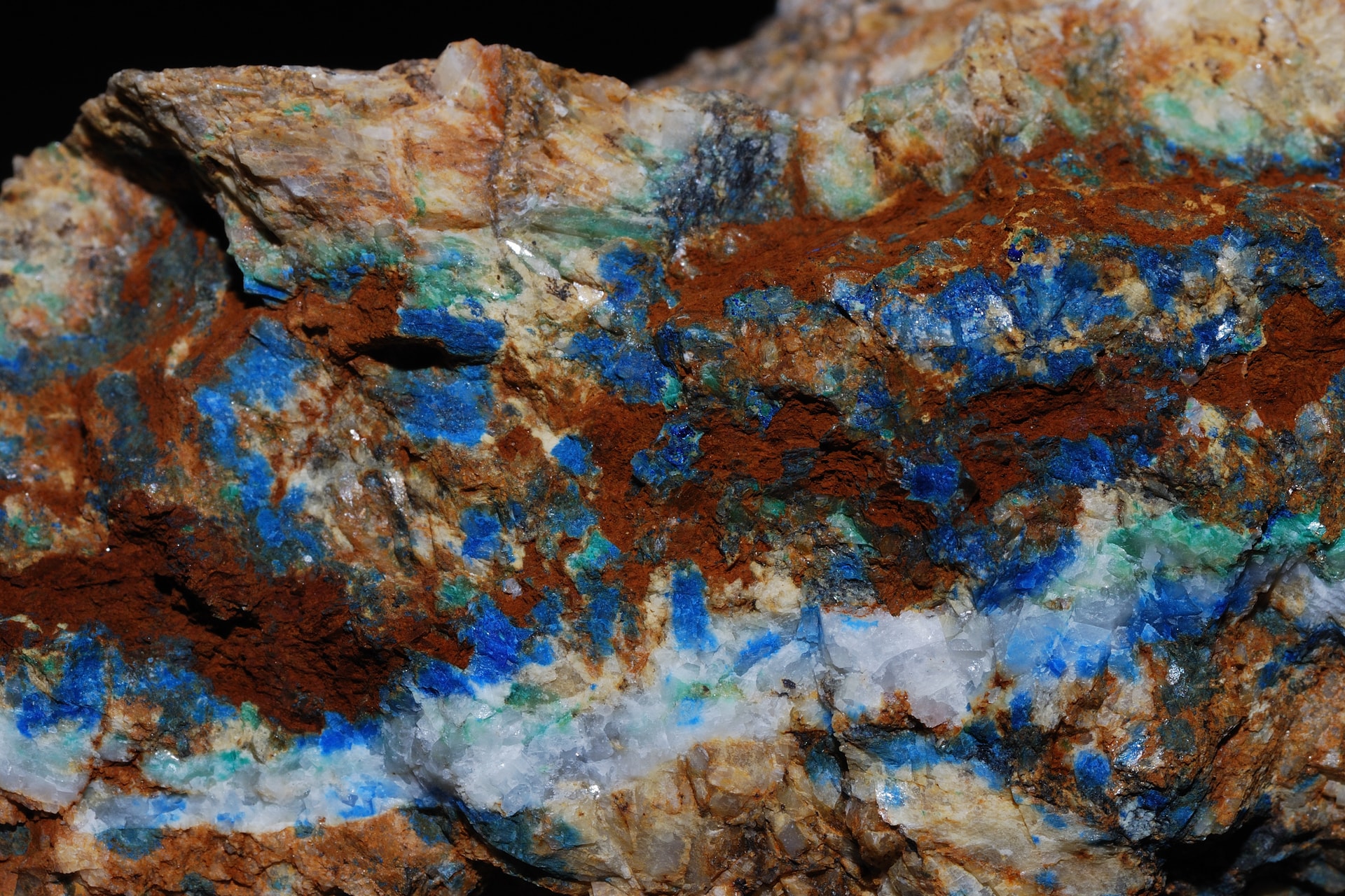 Tizenháromezer éves múltra tekint vissza a kék pigment