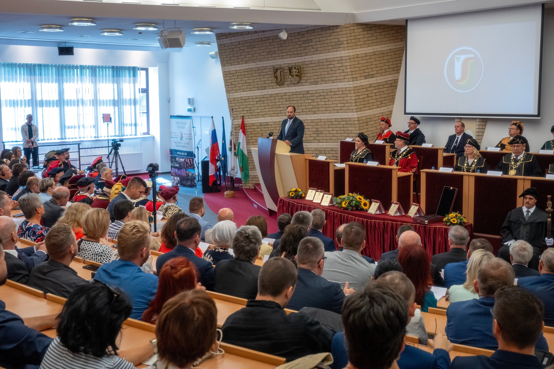 „Az etnikai politizálásnak nemcsak létjogosultsága, de jövője is van”