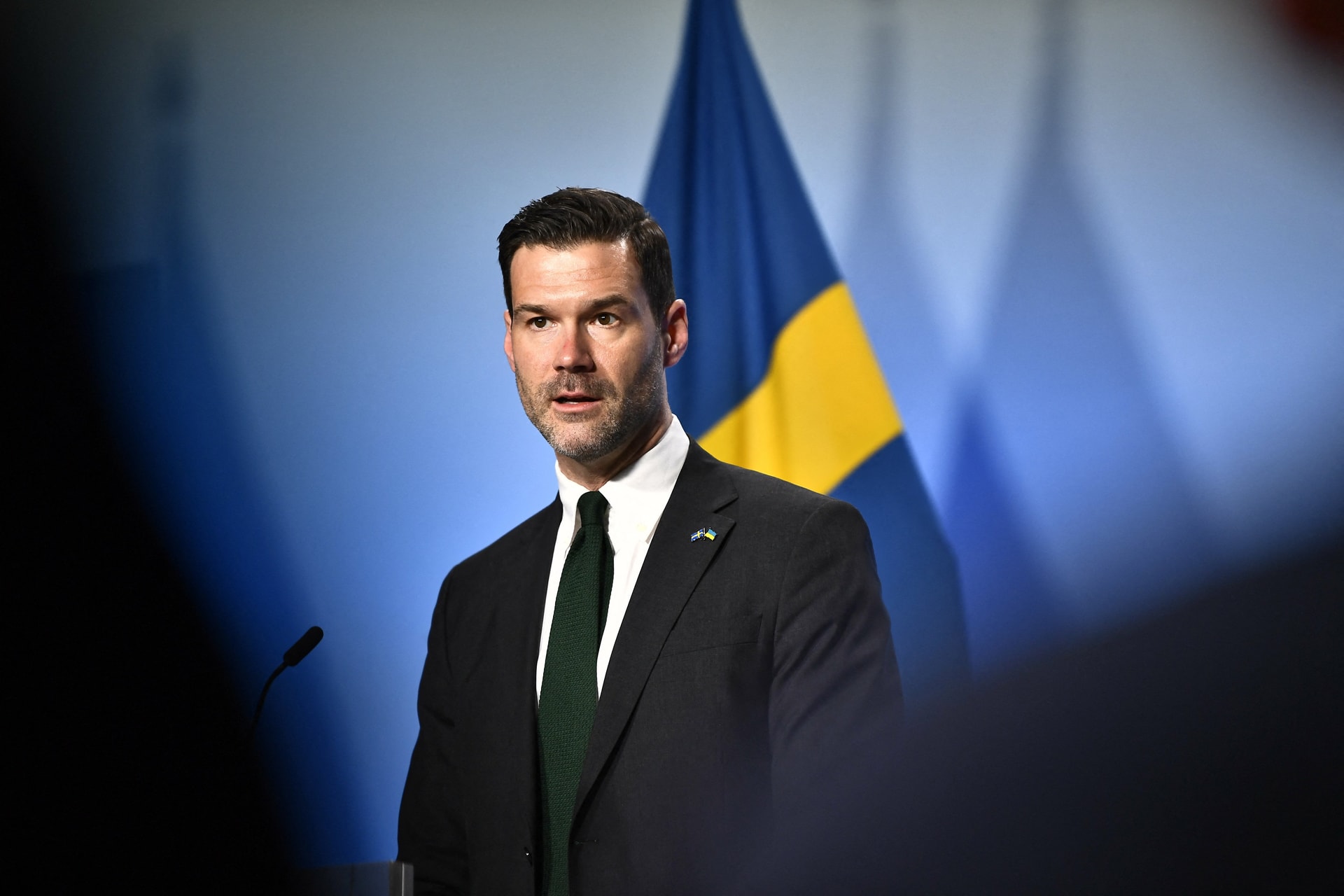 A bűnelkövető külföldieket ki kellene toloncolni