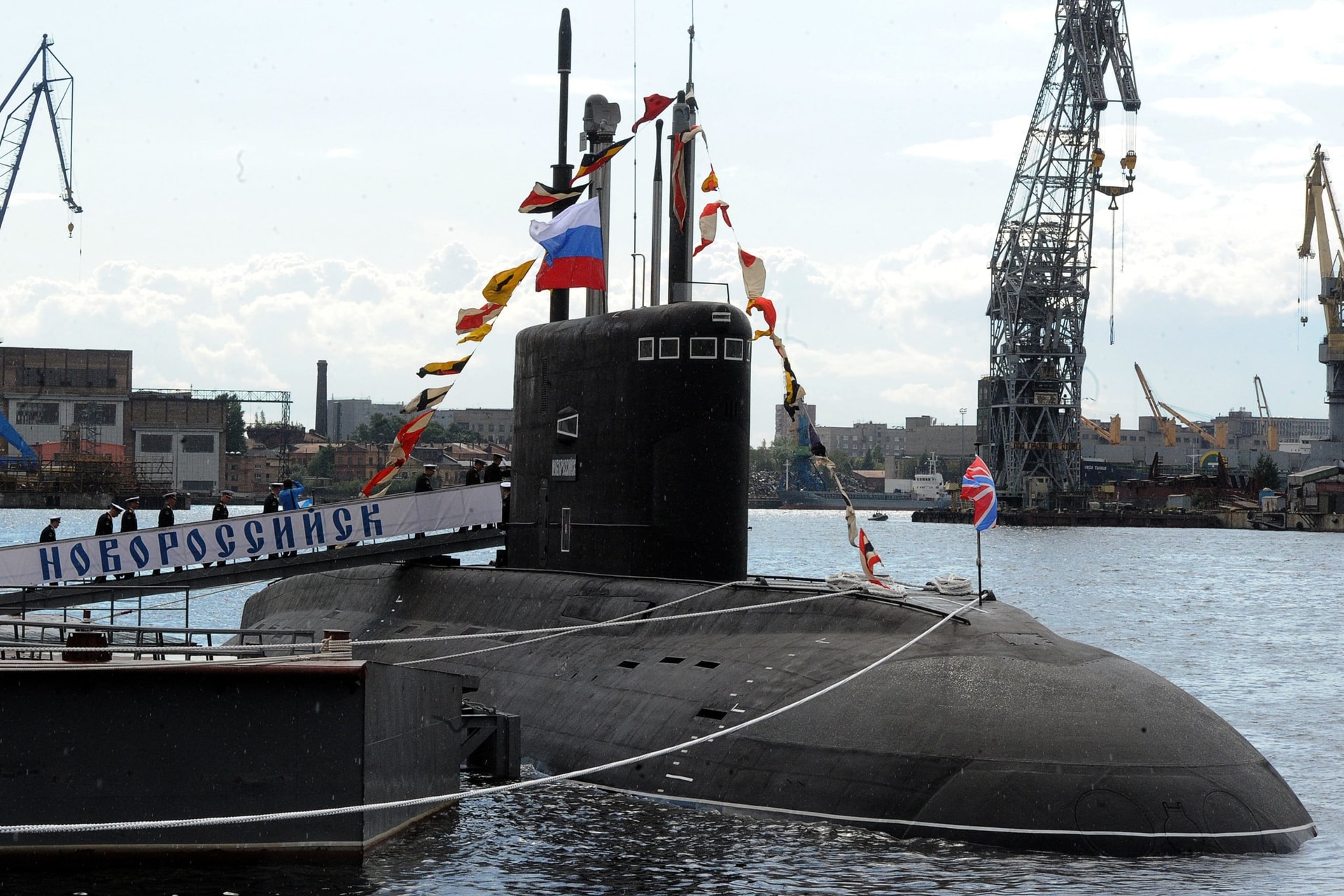 Moszkva üzent a NATO-nak