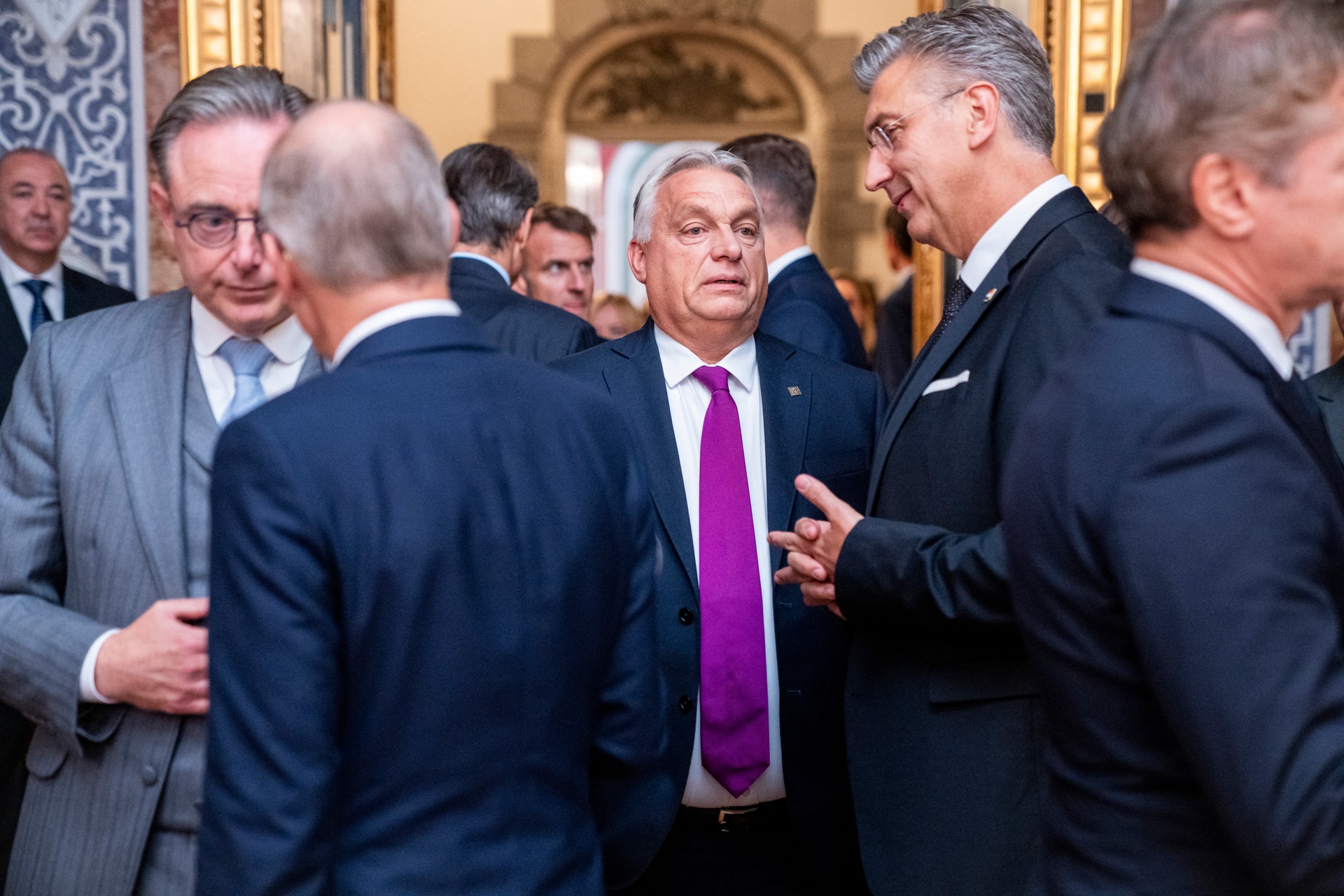 Brüsszelben dührohamot kaptak Orbán miatt
