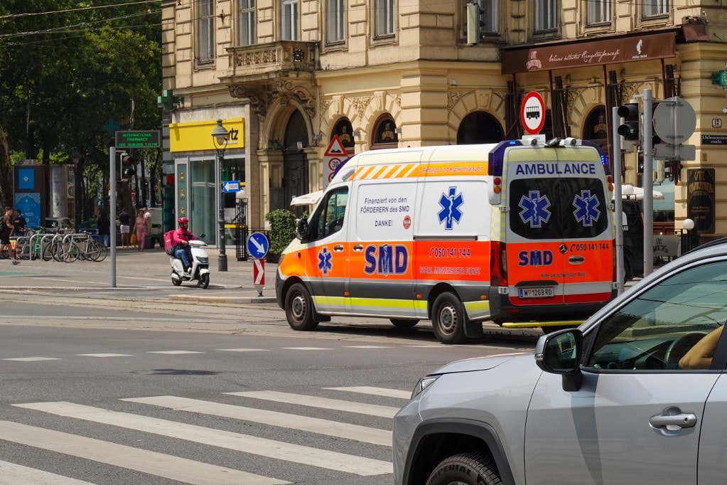 A későn érkező mentőket okolják egy fiatal magyar férfi haláláért Ausztriában