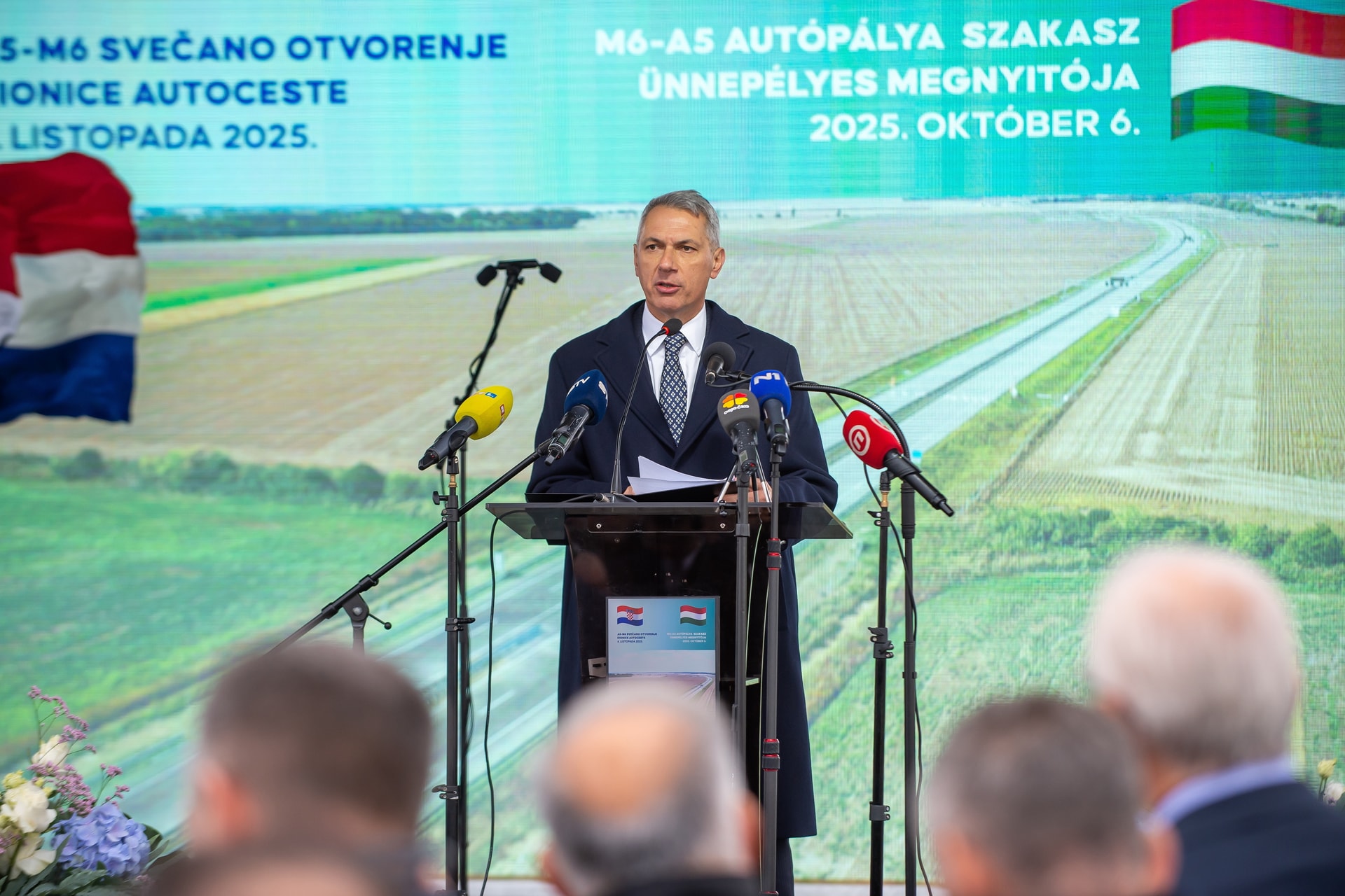Mély sebet gyógyított be a magyarországi M6-os és a horvátországi A5-ös autópálya