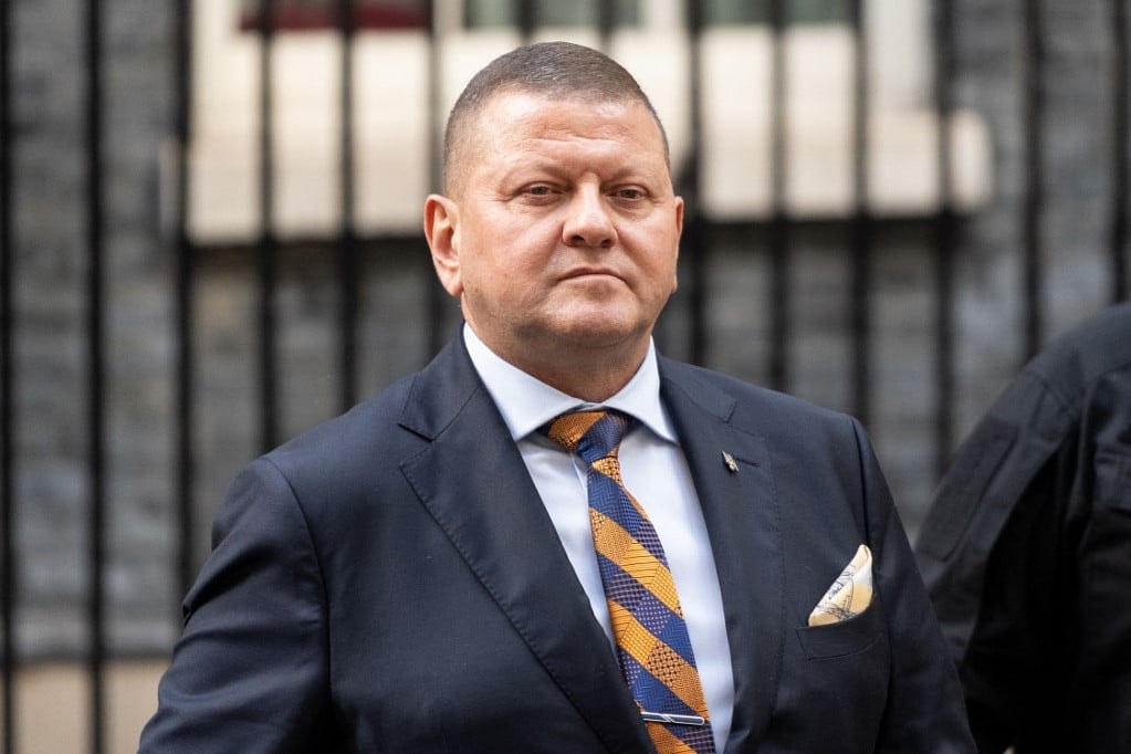 Távozni készül diplomáciai posztjáról Valerij Zaluzsnij