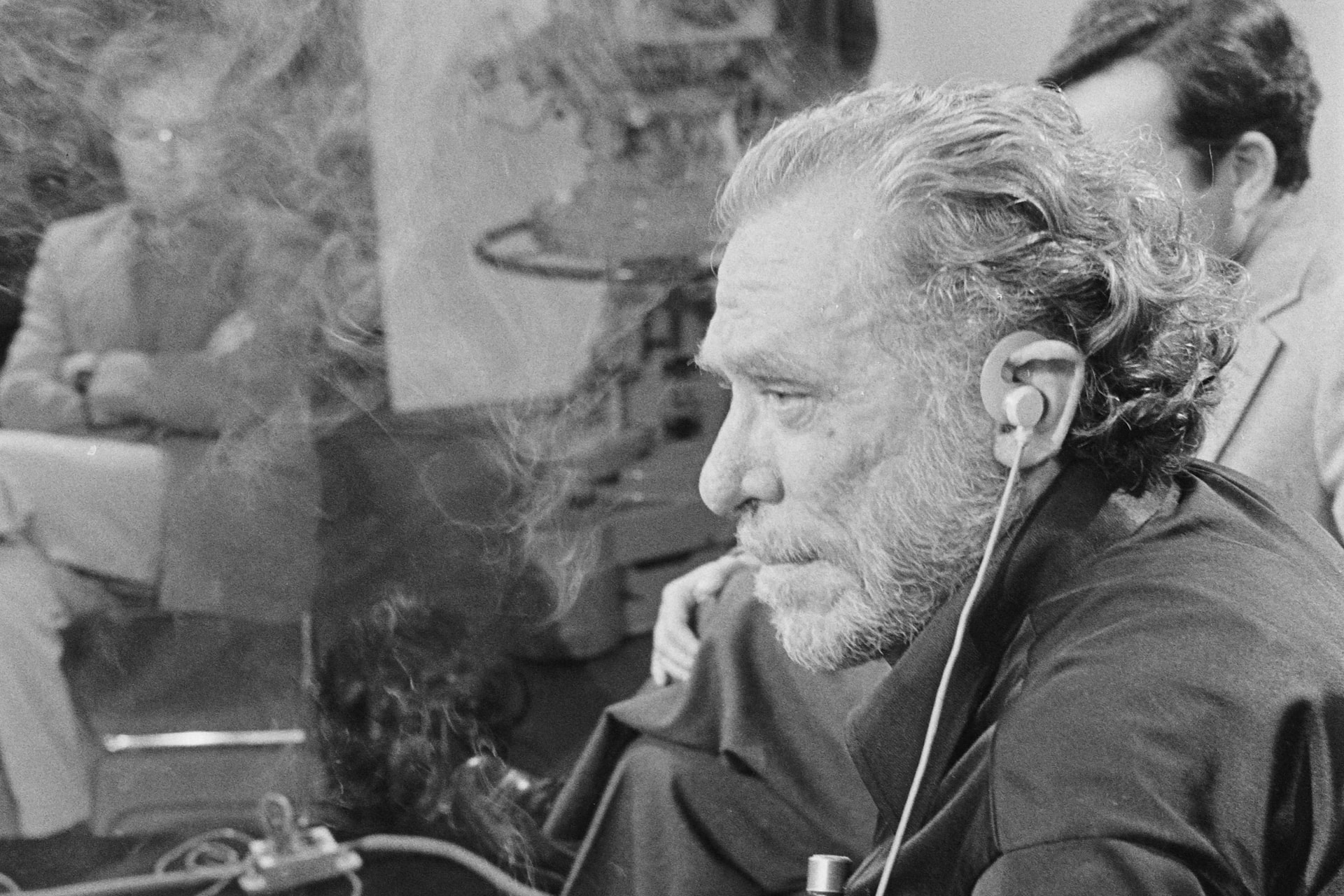 Charles Bukowski versei magyar fordításban jelennek meg