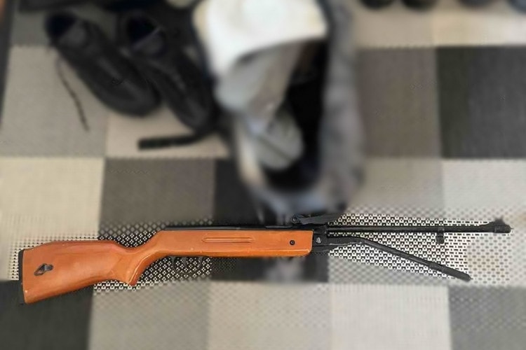 Horogra akadtak a légpuskás fiatalok