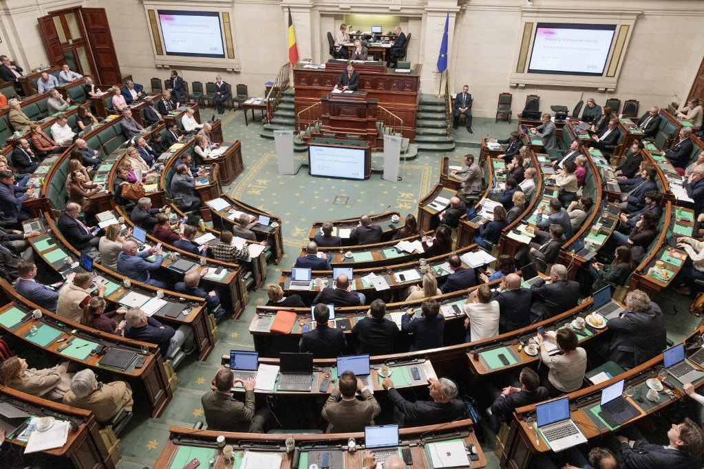 Az EU diplomatái szerint Brüsszel „lenyúlja” az orosz vagyon hasznát