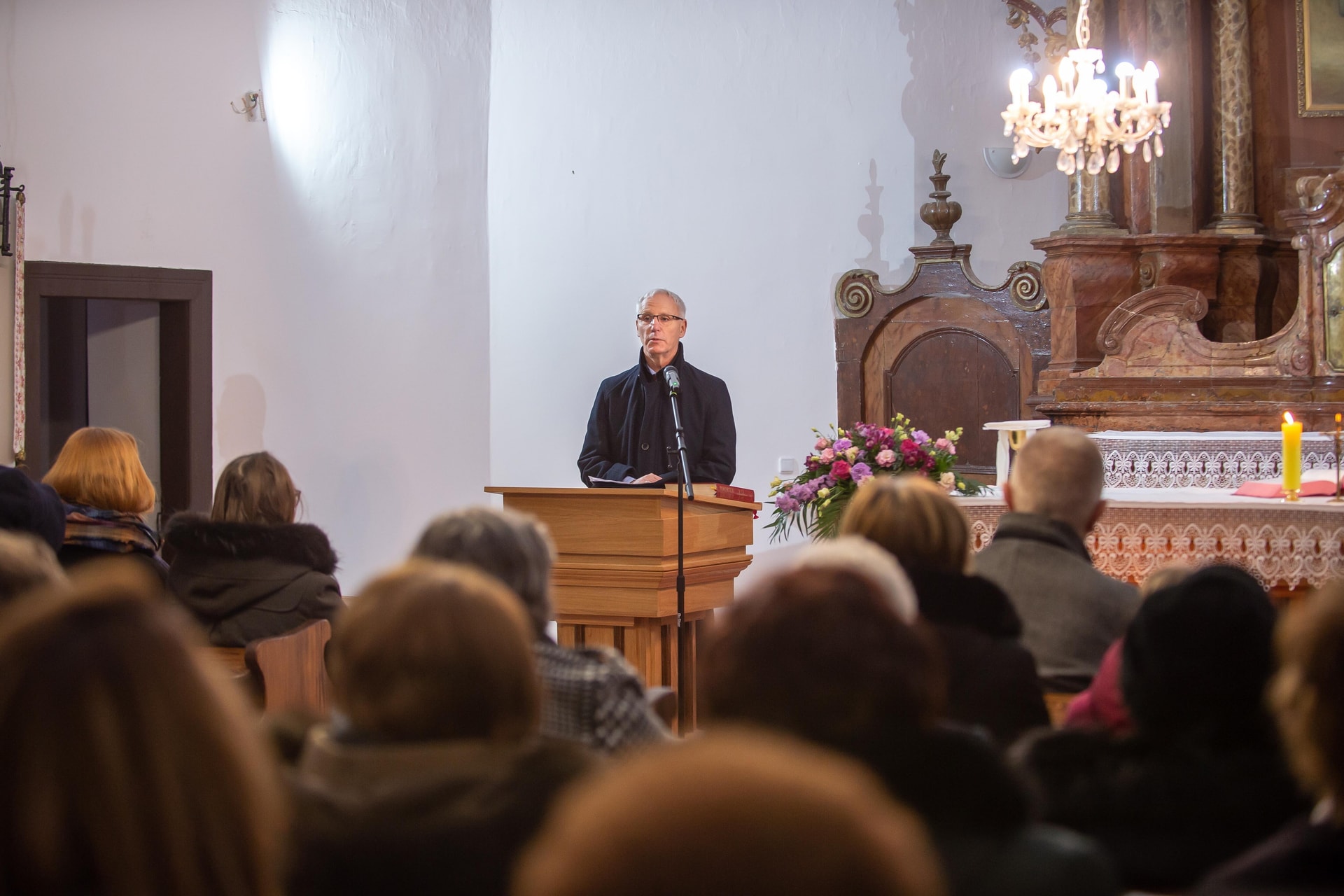 Az a közösség tud jobban megmaradni, ahol erős a hit