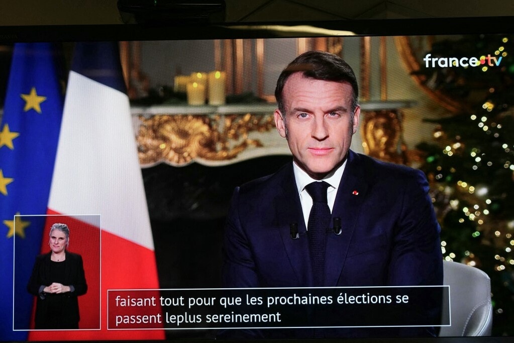 Macron: A Kijevet segítő országok kötelezettséget vállalnak Ukrajna megvédésére hosszú távon