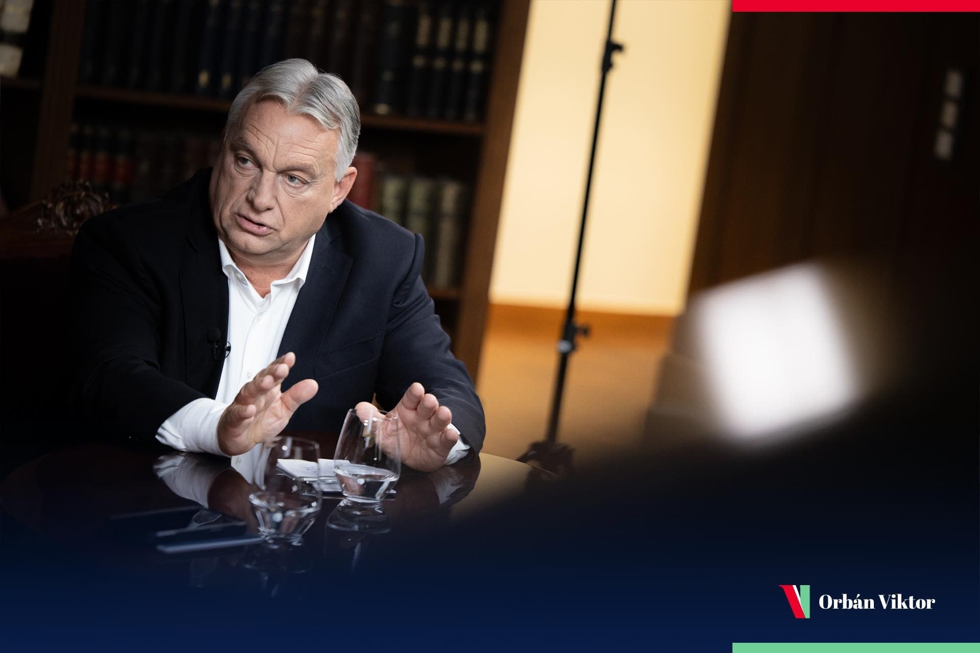 Orbán Viktor: Amit vállaltunk, azt megcsináljuk, lépésről lépésre, ellenszélben is