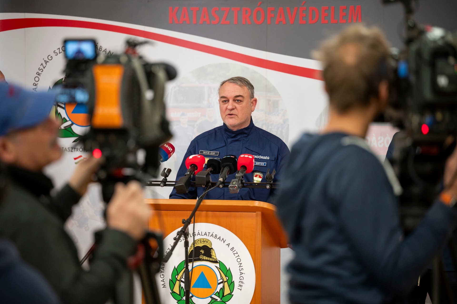 Figyelmeztetett az operatív törzs