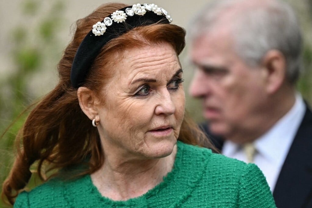 Sarah Ferguson elmenekült Angliából