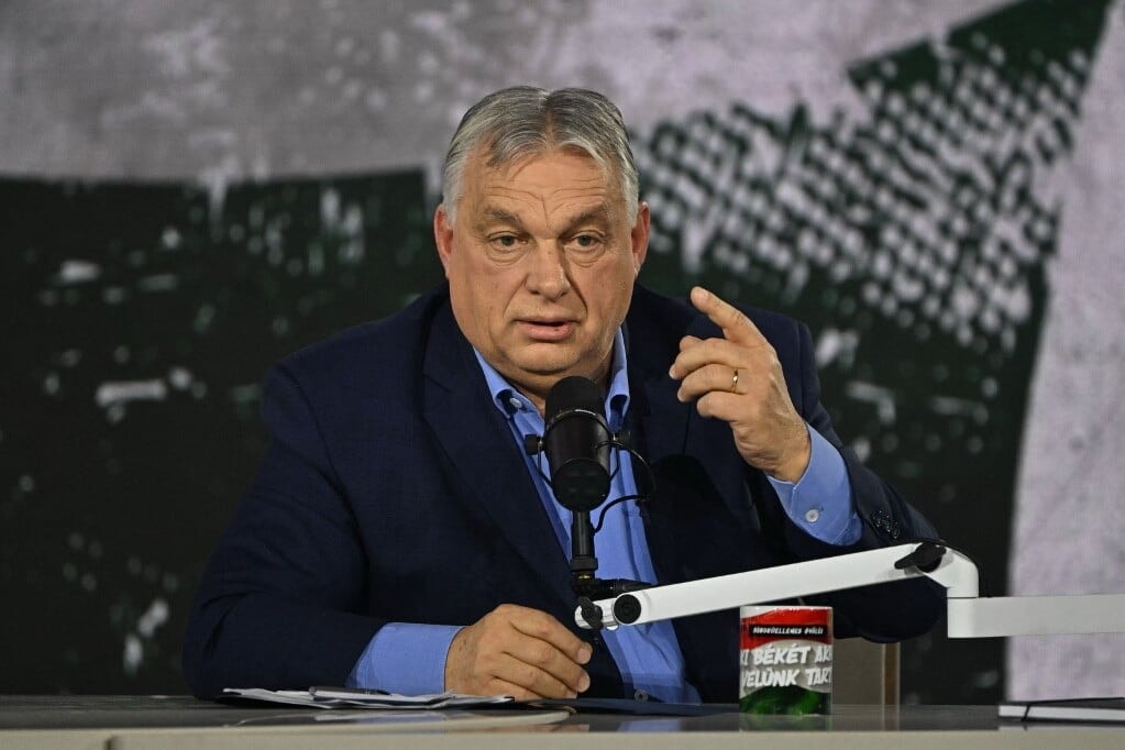 Svájc szerint Orbán Viktort kell követni