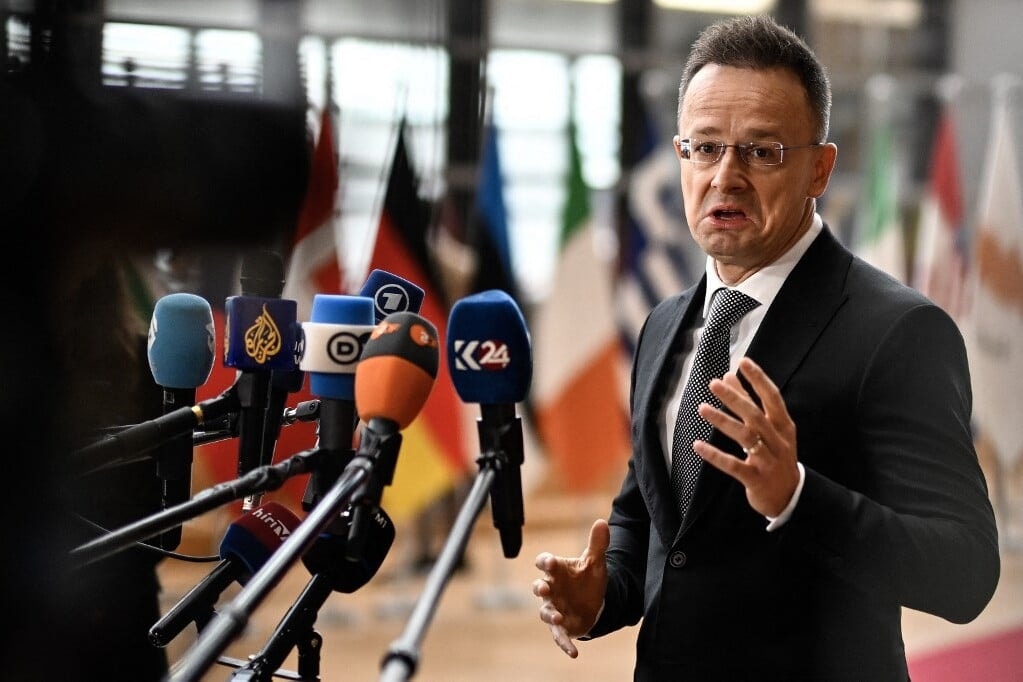 A kormány visszautasítja a német beavatkozási kísérleteket a választási kampányba