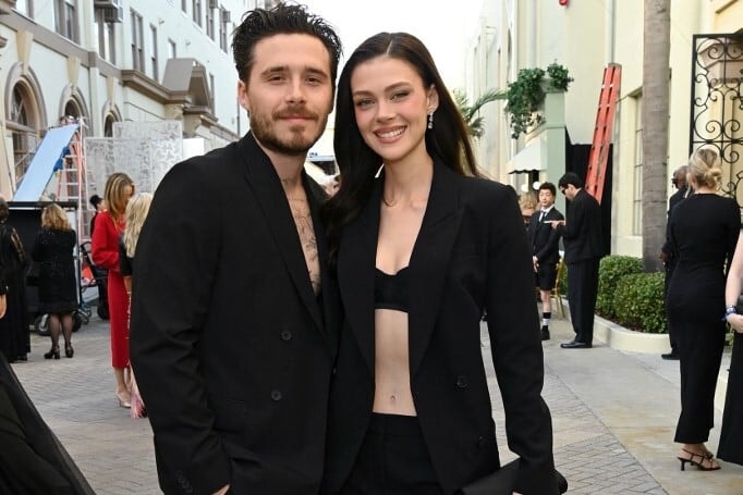 Békejobbot nyújtott Nicola Peltz